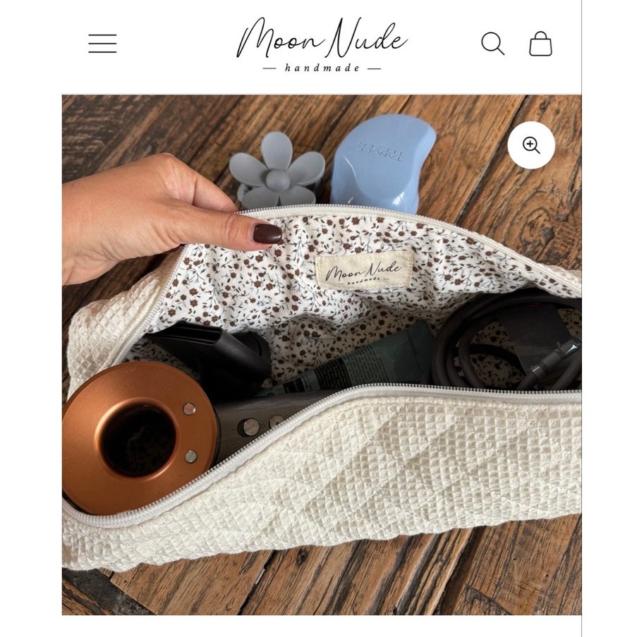 Moon Nude Cream Hair Tool Bag Nwt — image 3 of 6